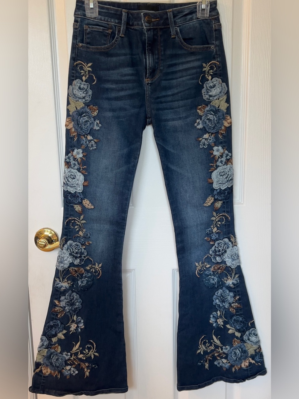 NWOT DRIFTWOOD Free People Farrah bluebell Embroidery & beaded High-Rise Jeans